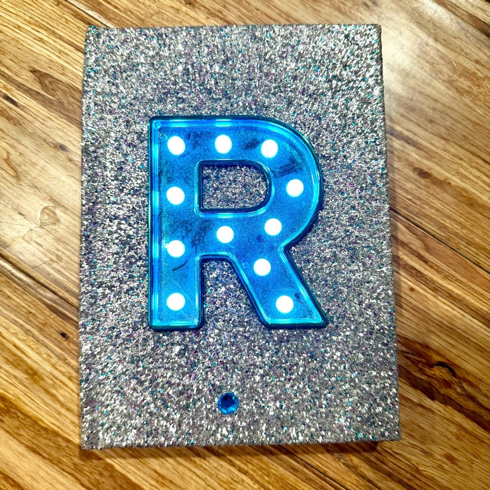 Justice “R” Initial Light Up Journal nwot